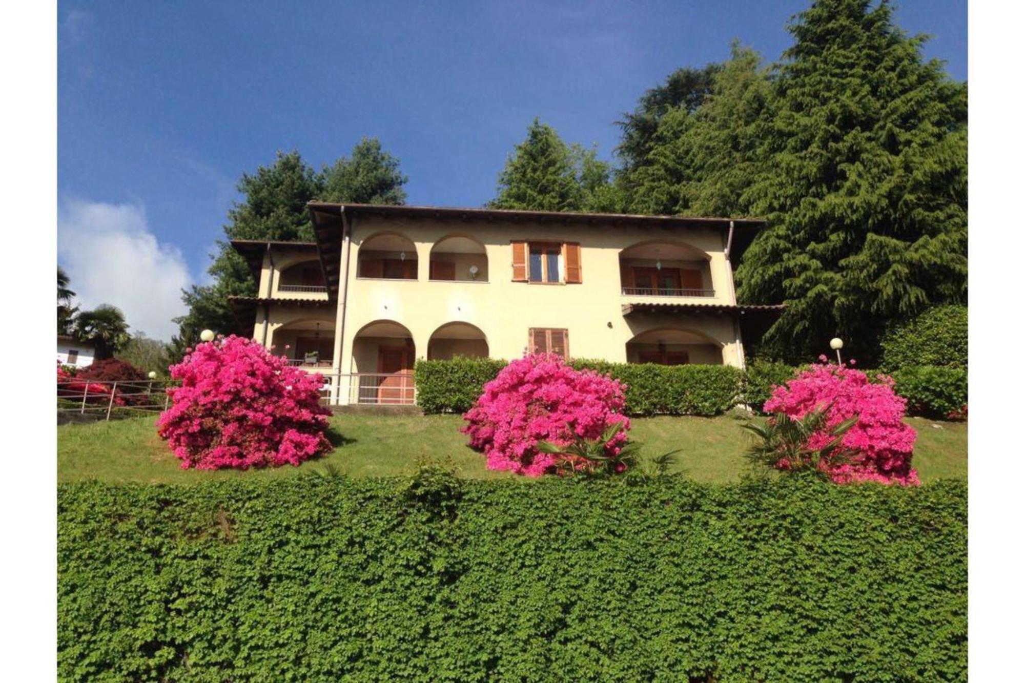 Pandora Lake View Stresa - Happy Rentals Eksteriør billede