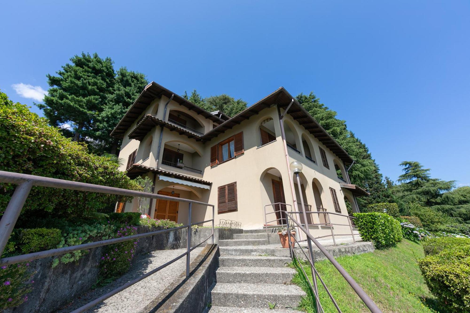 Pandora Lake View Stresa - Happy Rentals Eksteriør billede